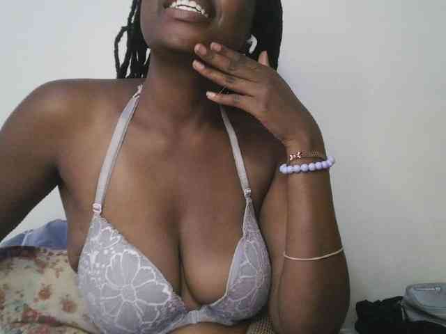 DaisyafterDark_ webcam