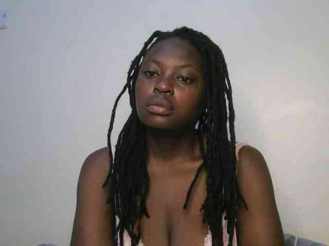 DaisyafterDark_ webcam