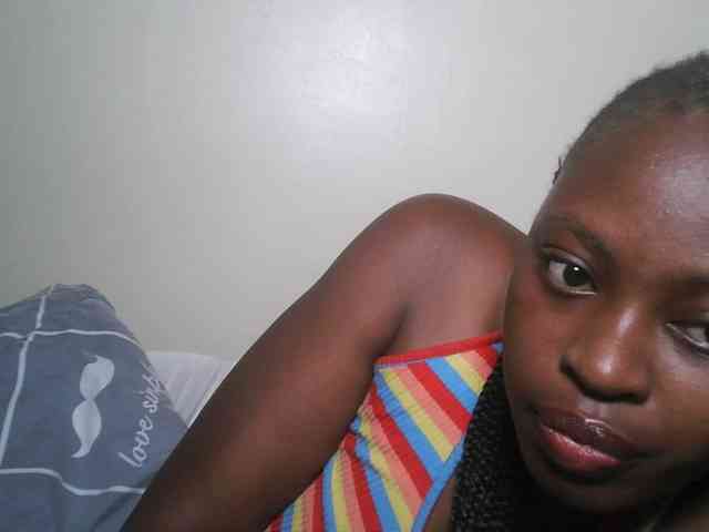 DaisyafterDark_ webcam