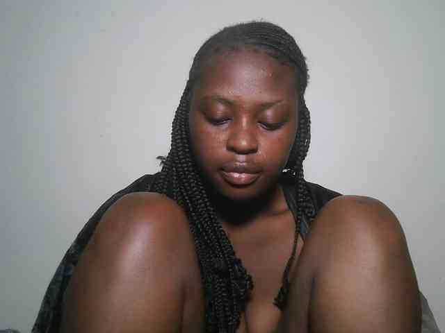 DaisyafterDark_ webcam