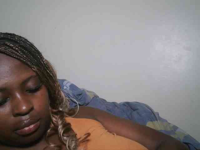 DaisyafterDark_ webcam