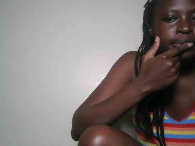 DaisyafterDark_ webcam