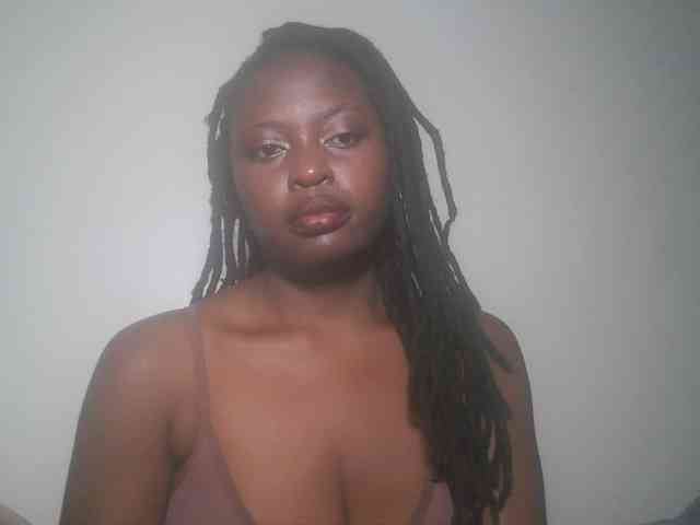DaisyafterDark_ webcam