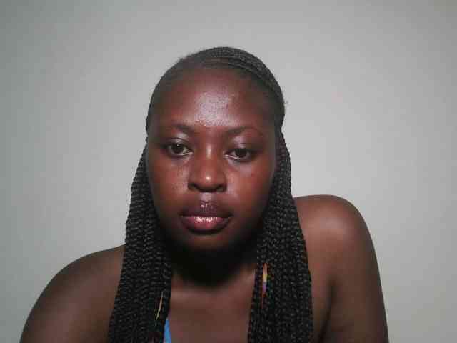 DaisyafterDark_ webcam