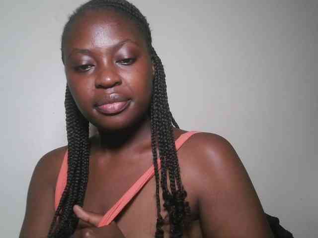 DaisyafterDark_ webcam