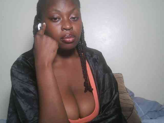 DaisyafterDark_ webcam