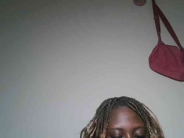 DaisyafterDark_ webcam