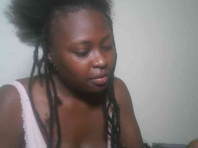 DaisyafterDark_ webcam