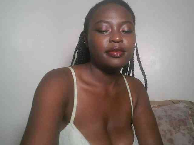 DaisyafterDark_ webcam