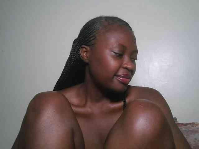 DaisyafterDark_ webcam