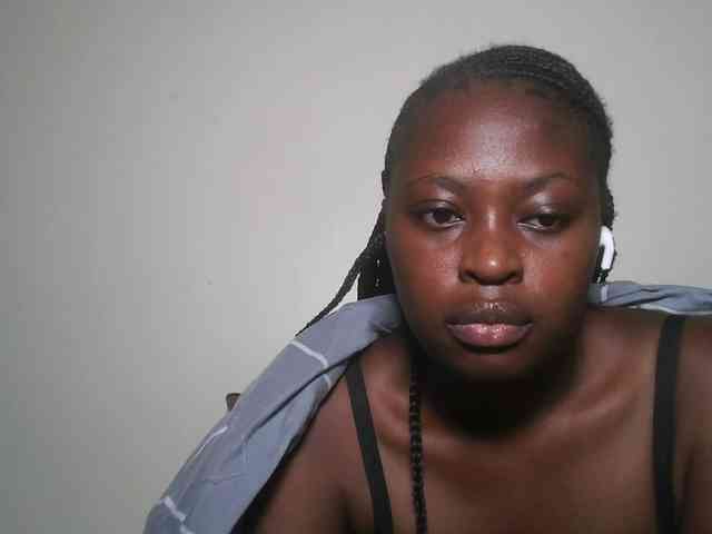 DaisyafterDark_ webcam