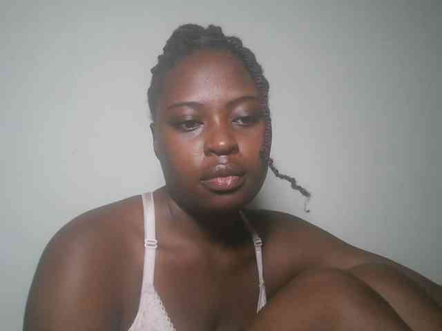 DaisyafterDark_ webcam