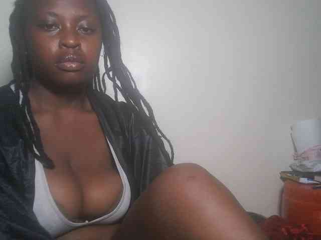 DaisyafterDark_ webcam
