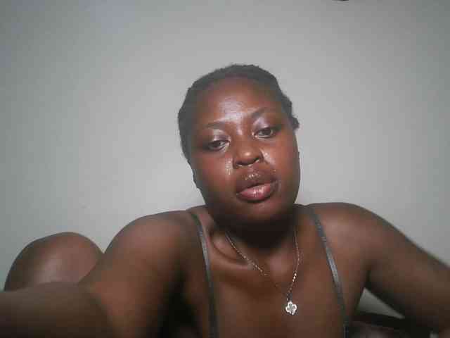 DaisyafterDark_ webcam