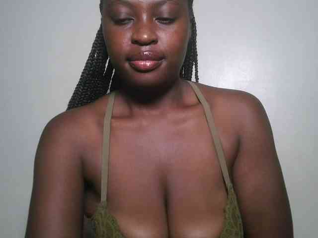 DaisyafterDark_ webcam
