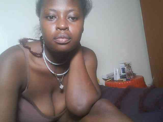 DaisyafterDark_ webcam