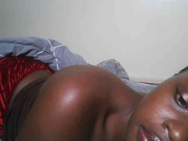 DaisyafterDark_ webcam