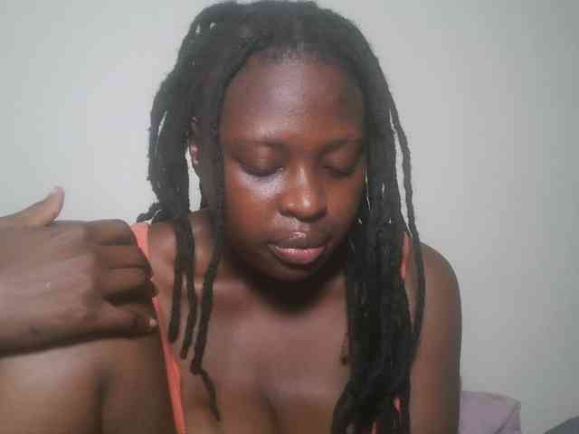 DaisyafterDark_ webcam