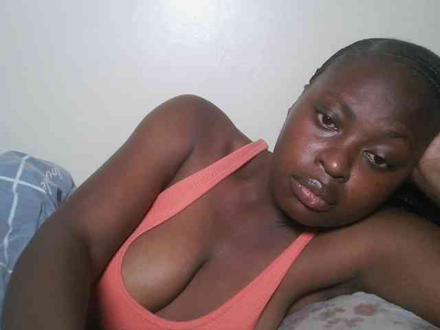DaisyafterDark_ webcam