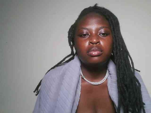 DaisyafterDark_ webcam