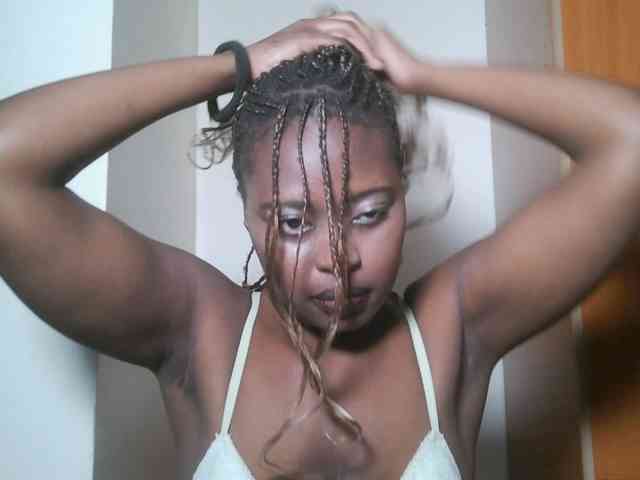 DaisyafterDark_ webcam