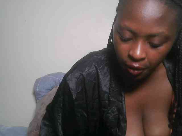 DaisyafterDark_ webcam