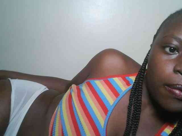 DaisyafterDark_ webcam