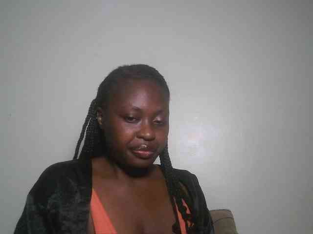 DaisyafterDark_ webcam