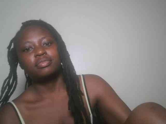 DaisyafterDark_ webcam
