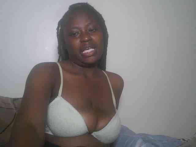DaisyafterDark_ webcam