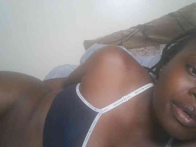 DaisyafterDark_ webcam