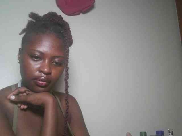 DaisyafterDark_ webcam
