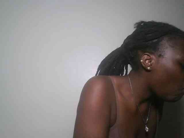 DaisyafterDark_ webcam
