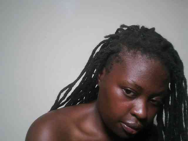 DaisyafterDark_ webcam