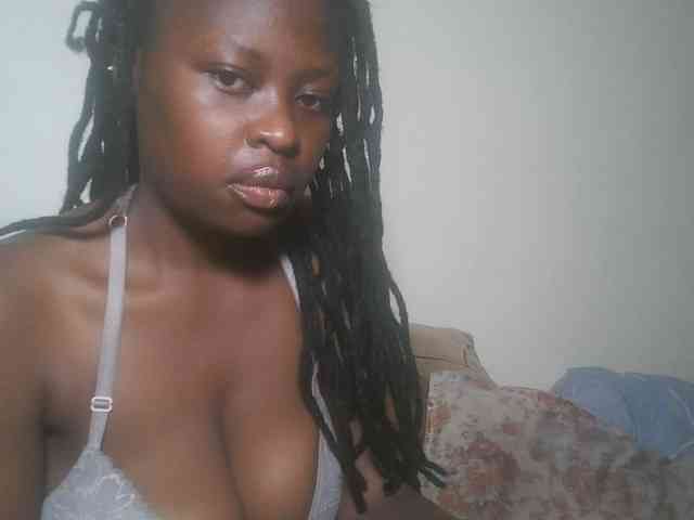 DaisyafterDark_ webcam