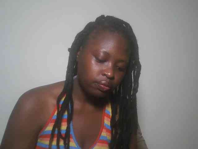 DaisyafterDark_ webcam