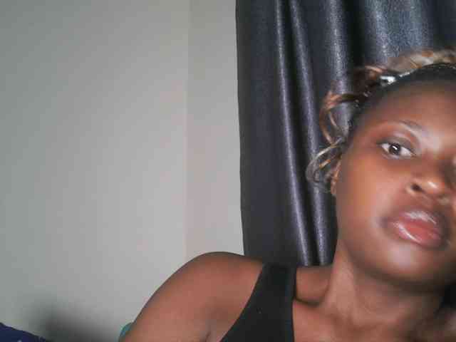 DaisyafterDark_ webcam