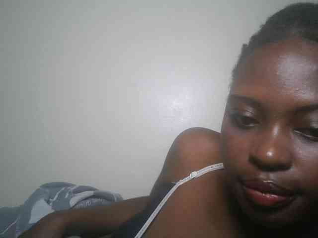 DaisyafterDark_ webcam