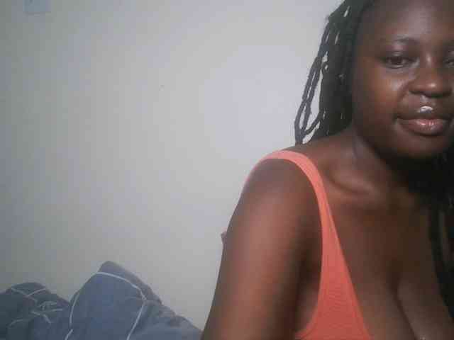 DaisyafterDark_ webcam