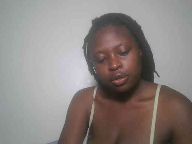 DaisyafterDark_ webcam