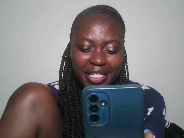 DaisyafterDark_ webcam