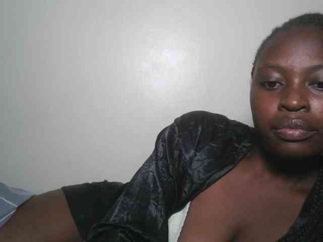 DaisyafterDark_ webcam