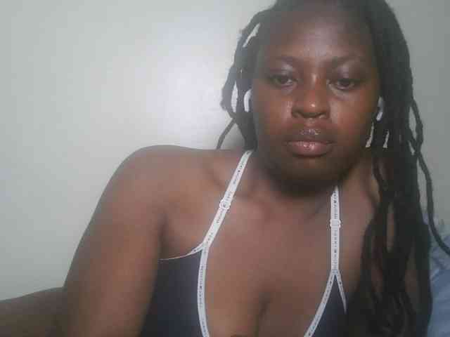 DaisyafterDark_ webcam