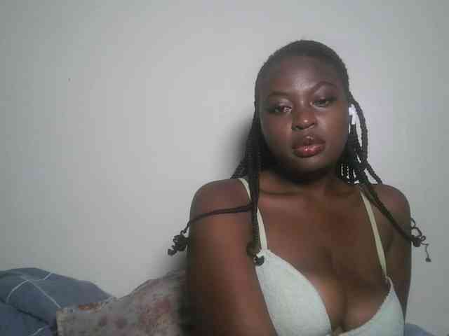 DaisyafterDark_ webcam