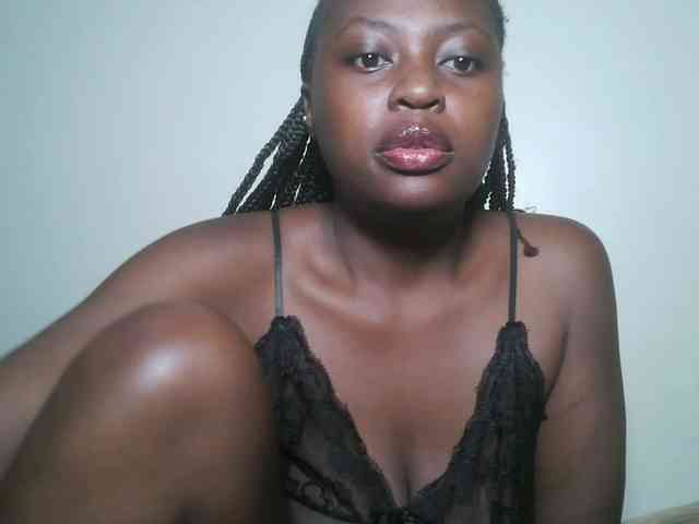 DaisyafterDark_ webcam
