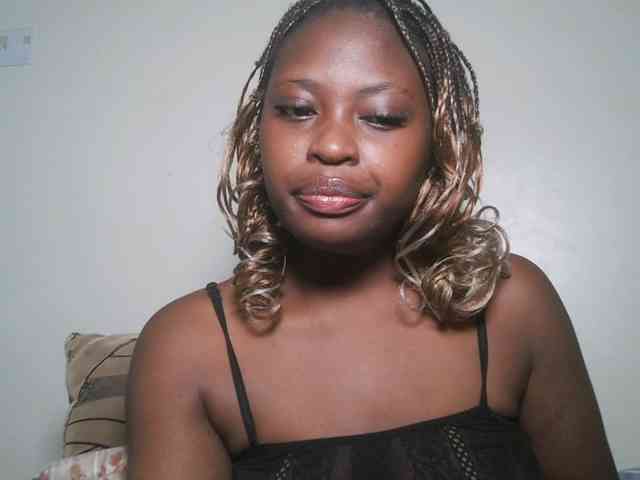 DaisyafterDark_ webcam
