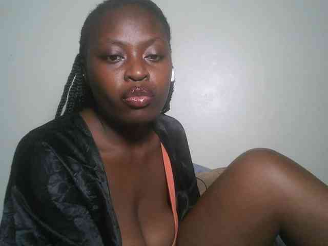 DaisyafterDark_ webcam