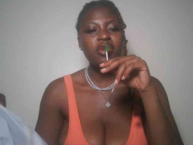 DaisyafterDark_ webcam