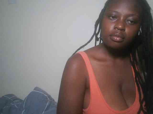 DaisyafterDark_ webcam
