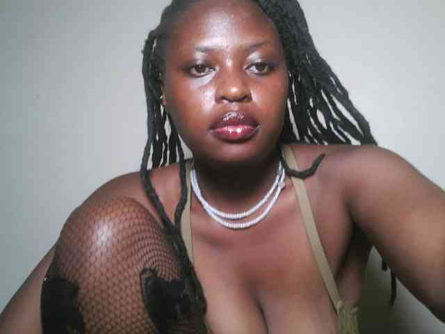 DaisyafterDark_ webcam